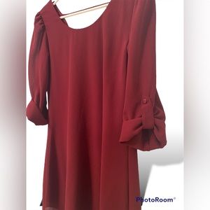 Junior’s Speechless Wine Colored Shift Dress